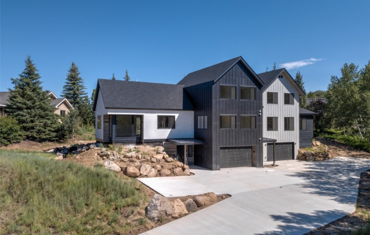 54 Steamboat Boulevard Photo