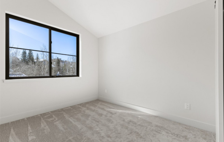 54 Steamboat Boulevard Photo