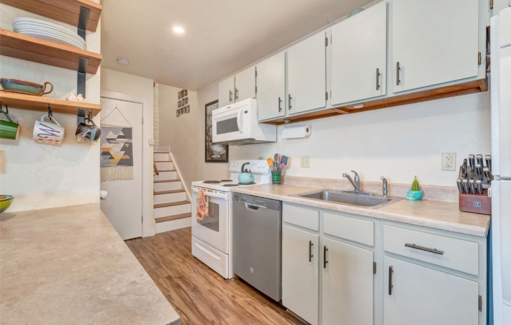 9 Balsam Court Photo