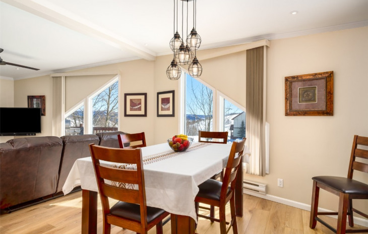 26920 Beaver Canyon Drive Photo