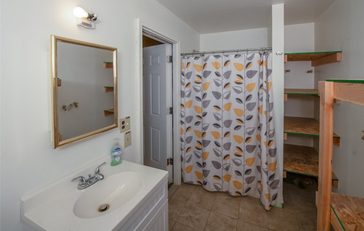 290 W Lincoln Avenue Photo
