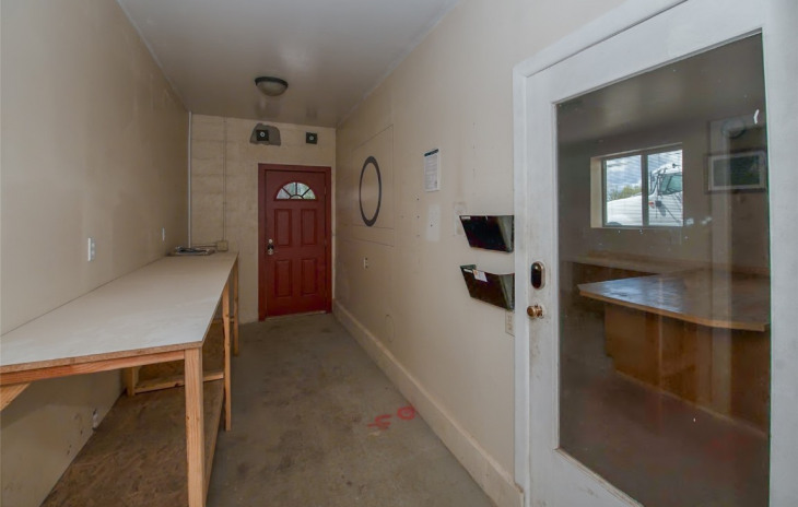 290 W Lincoln Avenue Photo