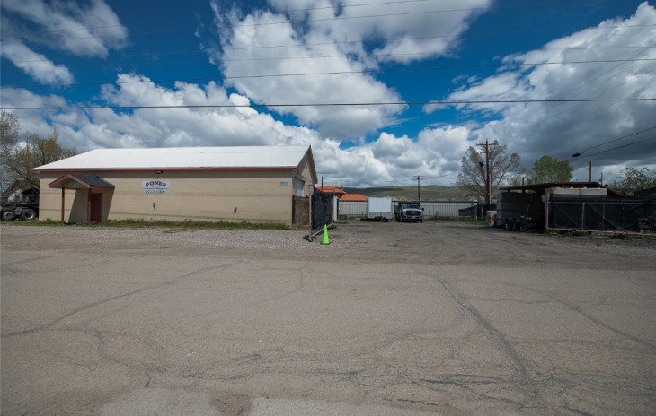 290 W Lincoln Avenue Photo