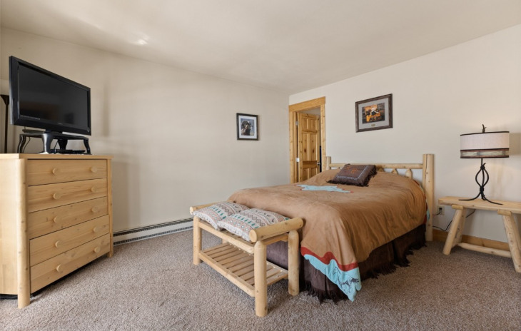 23800 County Road 16 Photo