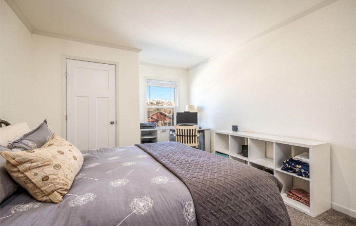 2395 Penny Lane Photo