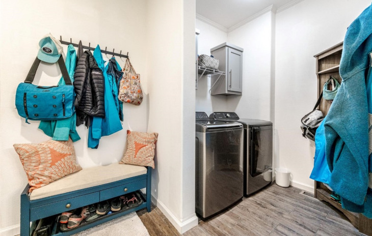 2395 Penny Lane Photo