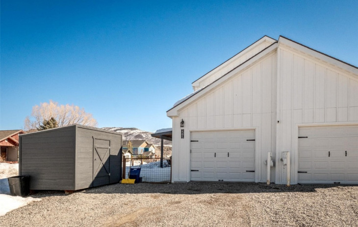 2395 Penny Lane Photo