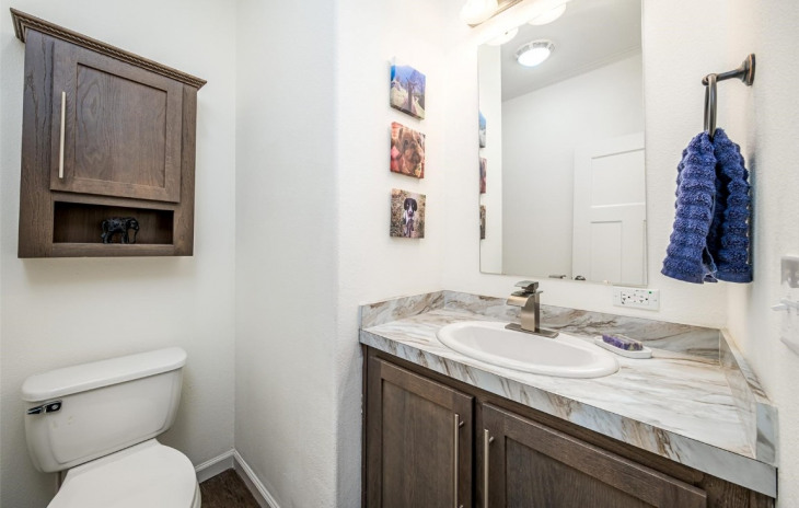 2395 Penny Lane Photo
