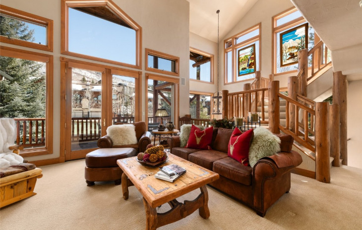 2747 Timber Court Photo