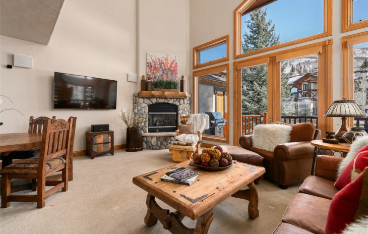 2747 Timber Court Photo