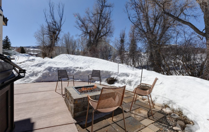 565 Mesa Lane Photo