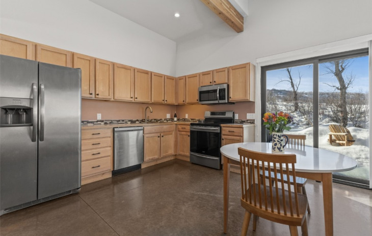 565 Mesa Lane Photo