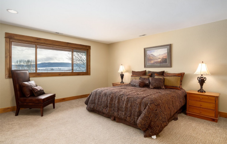 32735 Highway 131 Photo