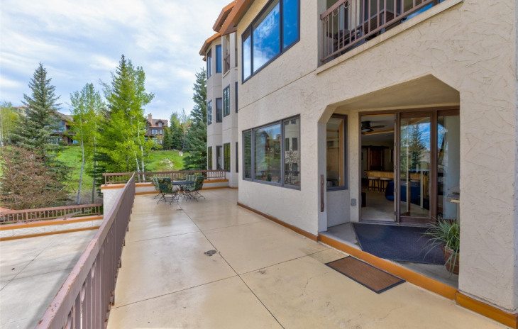 2800 Eagleridge Drive Photo