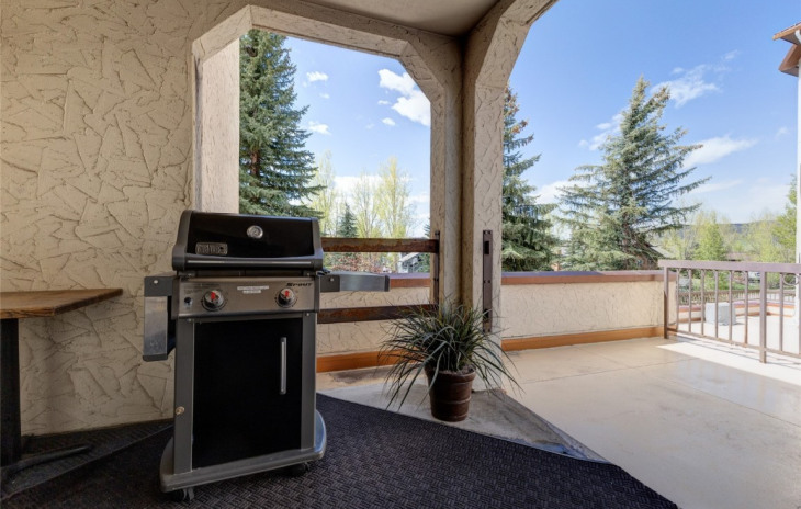 2800 Eagleridge Drive Photo