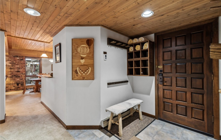 2286 Apres Ski Way Photo