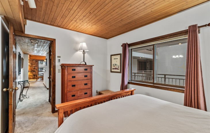 2286 Apres Ski Way Photo