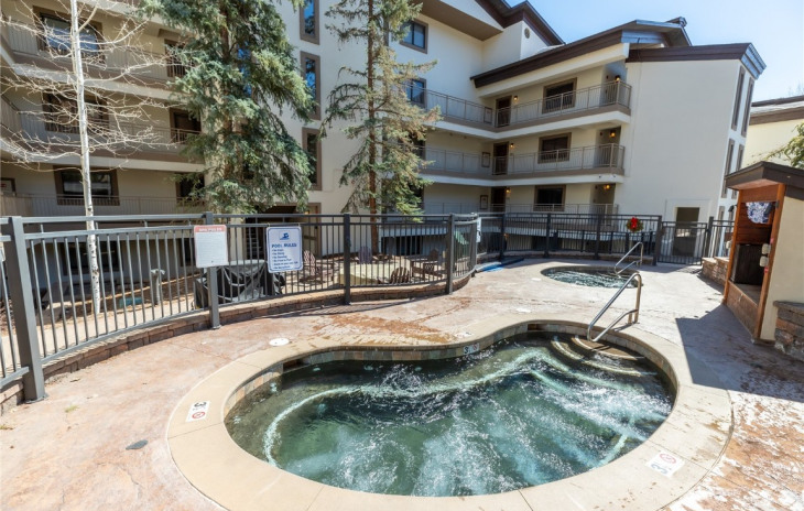 2286 Apres Ski Way Photo