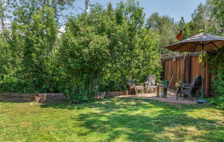1781 Alexandre Way Photo