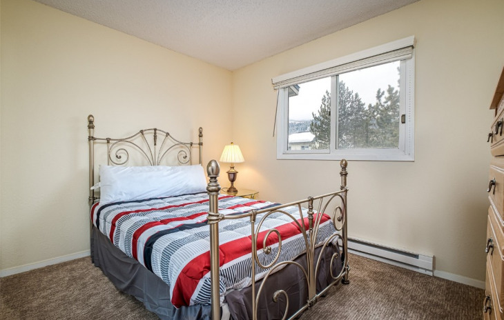16 Cypress Court Photo