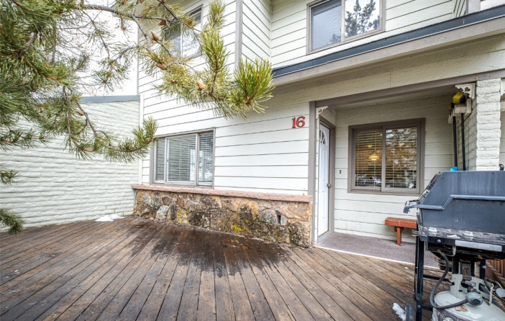 16 Cypress Court Photo