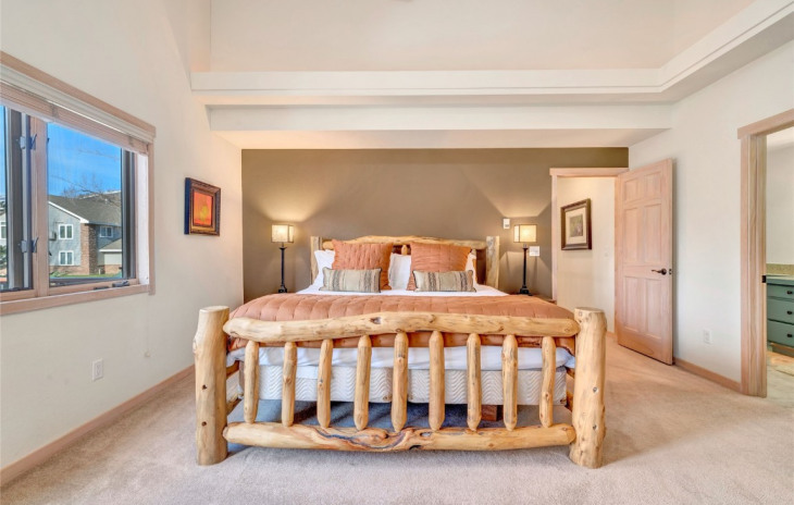 1675 Thistlebrook Lane Photo