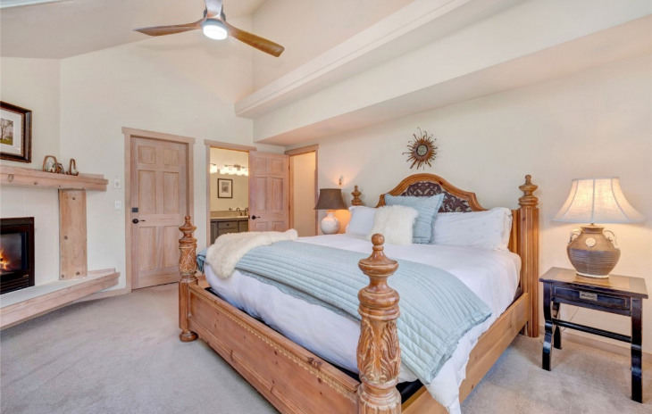 1675 Thistlebrook Lane Photo