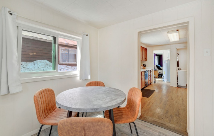 302 S Sharp Street Photo