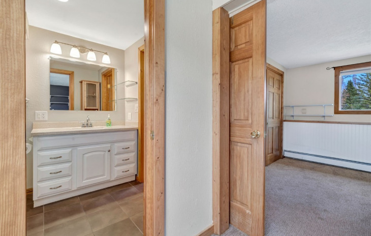 40521 Steamboat Drive Photo