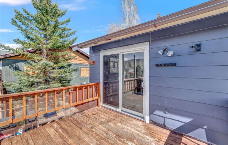 40521 Steamboat Drive Photo