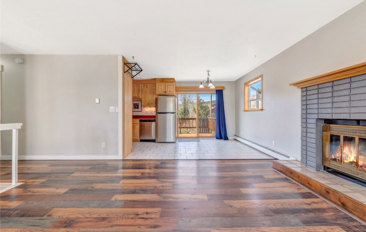 40521 Steamboat Drive Photo