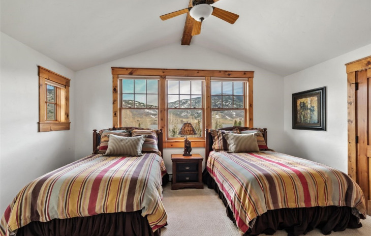30435 Lakeshore Trail Photo