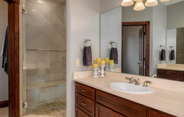 1520 Harwig Circle Photo