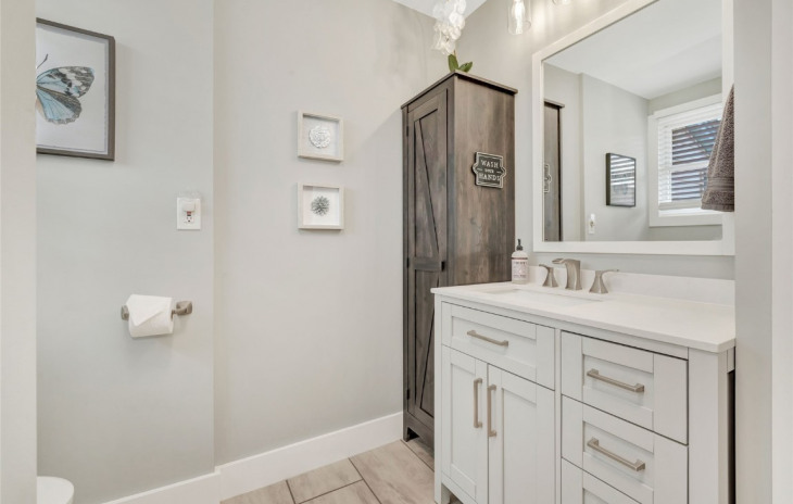 21410 3rd Avenue Photo
