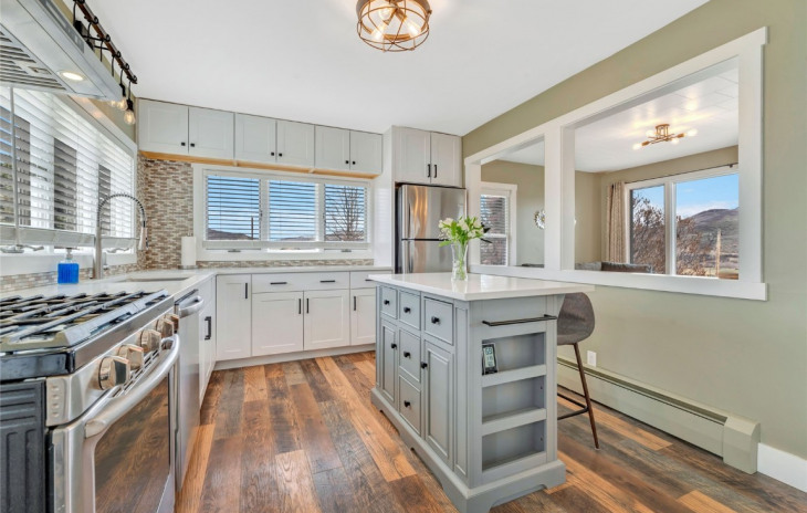 21410 3rd Avenue Photo