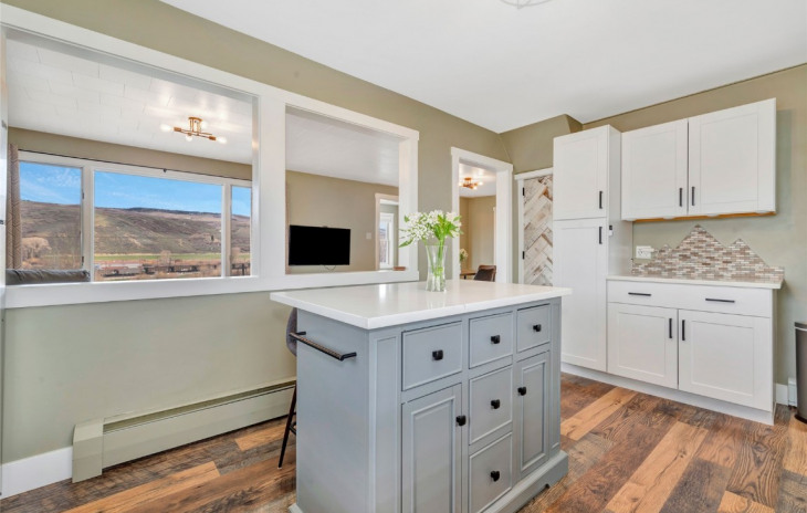 21410 3rd Avenue Photo