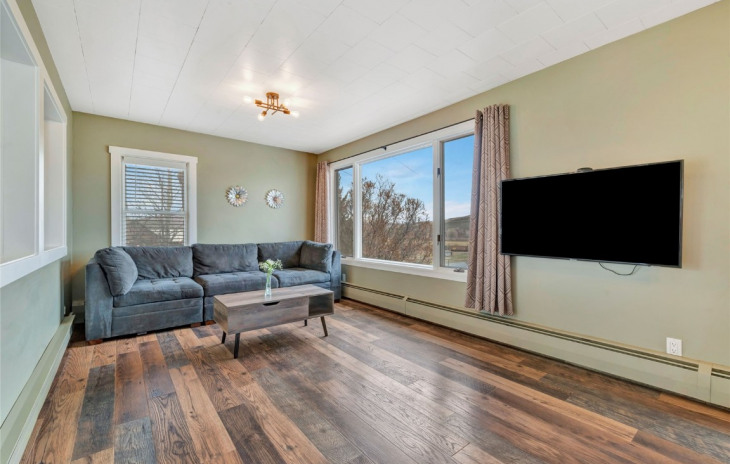 21410 3rd Avenue Photo