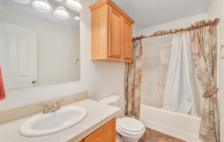 44500 County Road 76 Photo