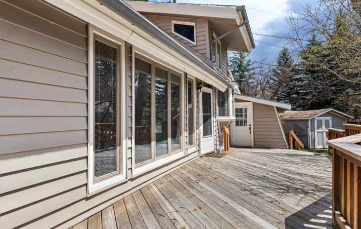 1043 Pine Street Photo