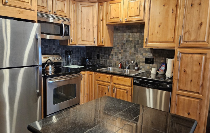 2350 Ski Trail Lane Photo
