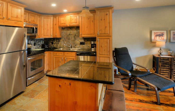 2350 Ski Trail Lane Photo