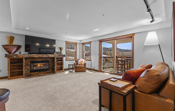 1855 Ski Time Square Drive Photo