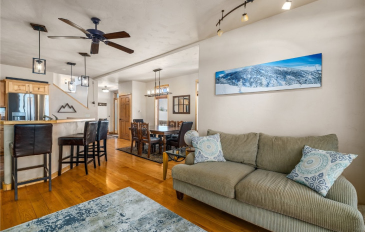 312 Parkview Drive Photo