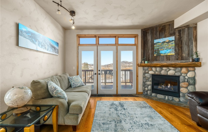 312 Parkview Drive Photo