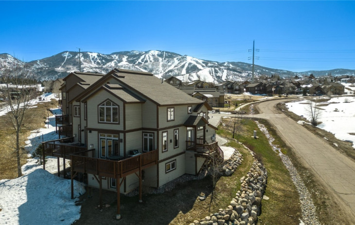 312 Parkview Drive Photo