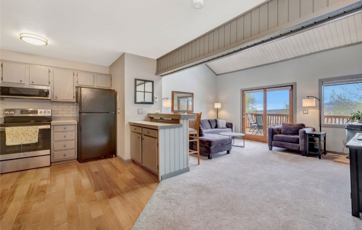 23055 Schussmark Trail Photo