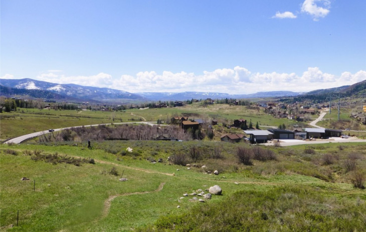477 Storm Mountain Court Photo
