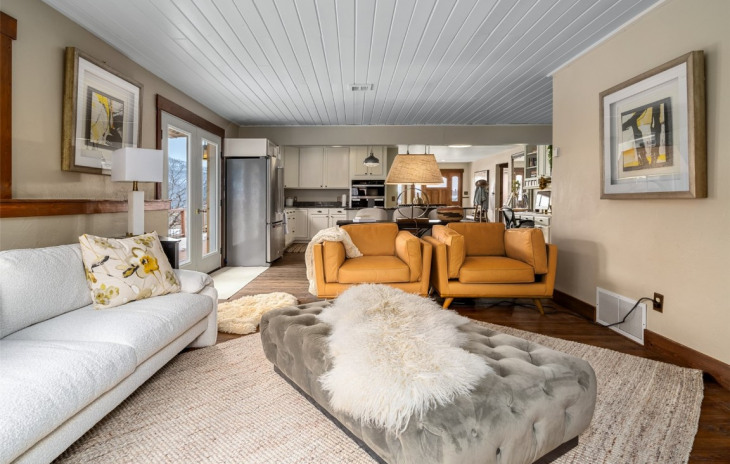 230 Hillside Drive Photo