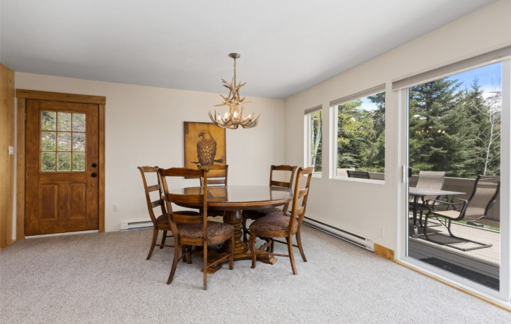 1546/1548 Mark Twain Court Photo