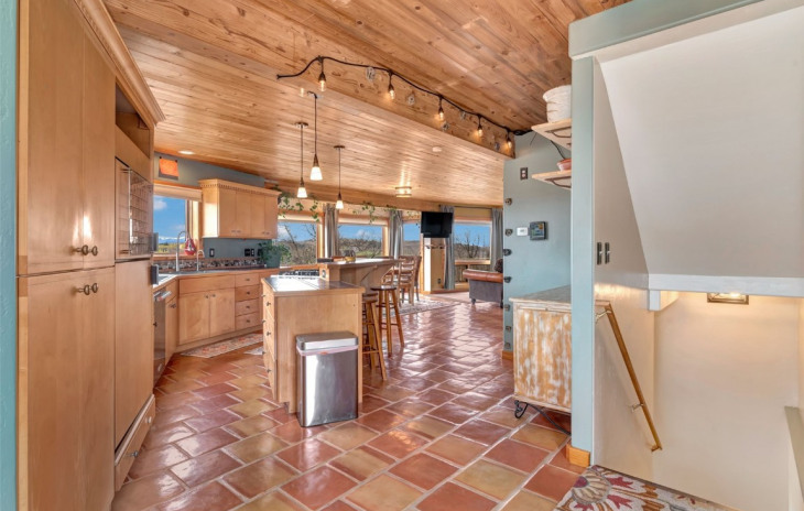 28540 S Beaver Ridge Road Photo